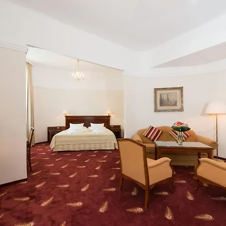 Hotel Ensana Thermia Palace