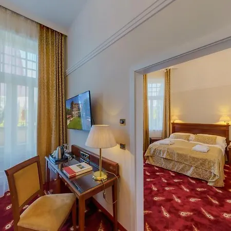 Ensana Thermia Palace 皮耶什佳尼
