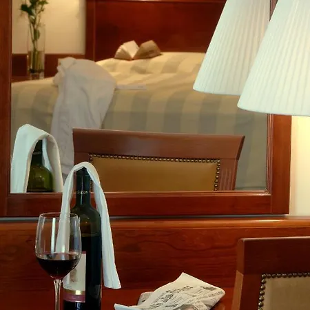 Ensana Thermia Palace Hotel