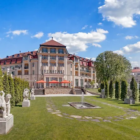 Szálloda Ensana Thermia Palace Pöstyén