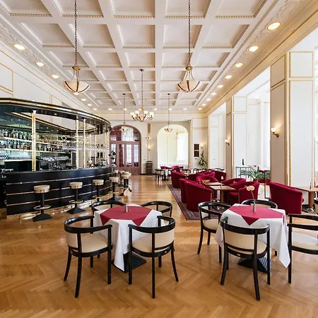 Ξενοδοχείο Ensana Thermia Palace Πιεστάνυ