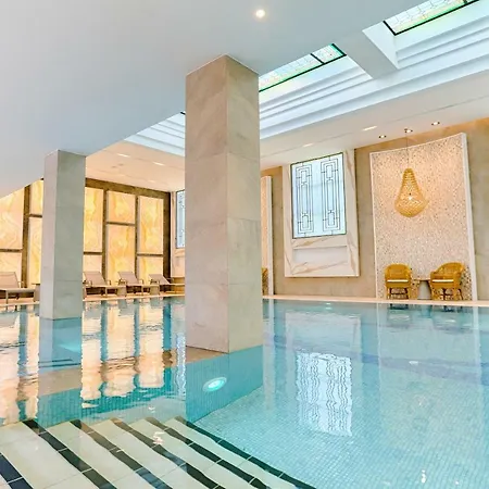 מלון Ensana Thermia Palace פישטני