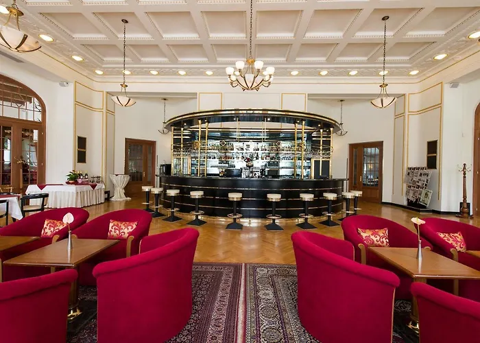 Ensana Thermia Palace 5* 皮耶什佳尼