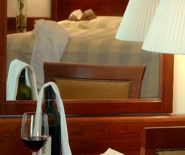 Ensana Thermia Palace 酒店